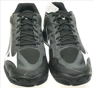 mizuno wave momentum pro