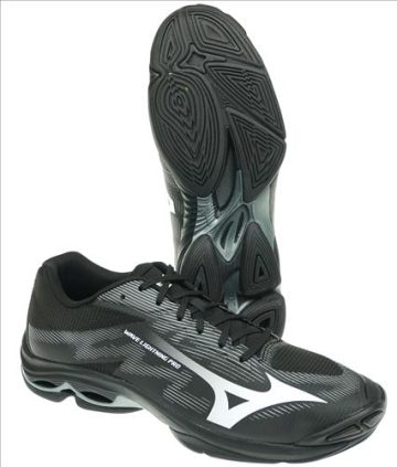 mizuno wave momentum pro